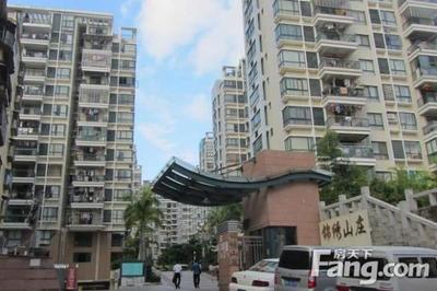 福州的锦绣山庄小区每栋楼有几部电梯?是否够用?高峰时期要等多久?电梯保养到位吗?(来自福州锦绣山庄小区)